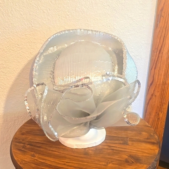 Vintage Silver Tulle DERBY/ Church HAT W/ Strap Stunning! main image 5